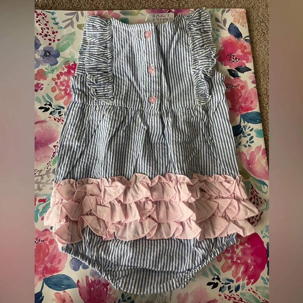 Ruffle butts seersucker striped ruffle romper - Picture 6 of 7